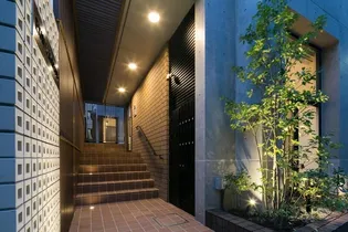 東京都目黒区中目黒2【マンション】の外観