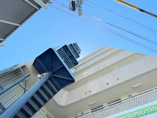 広島県広島市南区出汐3【マンション】の外観