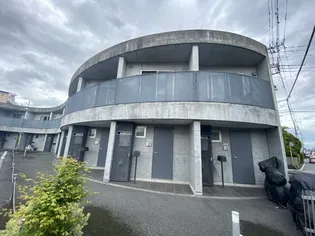 テールドゥ上屋敷の外観