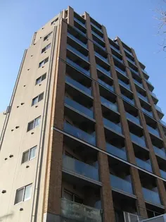 東京都新宿区高田馬場2【マンション】の外観