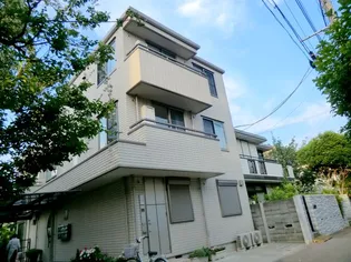 アンバー【3階】の外観