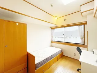 吉祥寺クローバーハイツ【3階】の居間