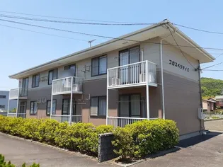 香川県高松市国分寺町新居【アパート】の外観