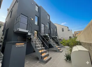 trias810【3階】の外観