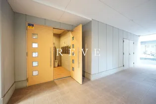 クイーンズコート福住の画像