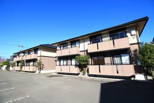 ルミナス山城B棟【2階】の外観