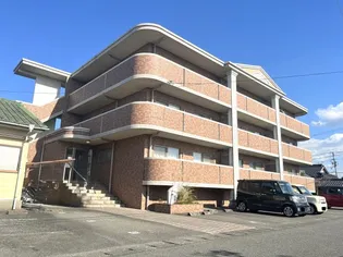 マンションティアラの画像