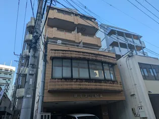 RI本町ビル【3階】の外観