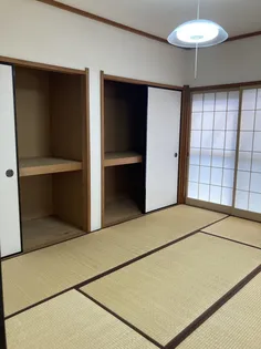 シャトル京【2階】の内装