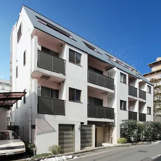 ガーデン代々木八幡【1階】の外観