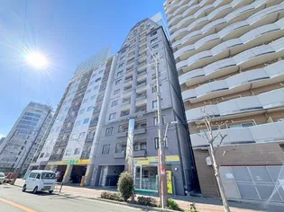 新大阪川島マンション【9階】の外観