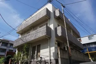 パレス代々木【2階】の外観