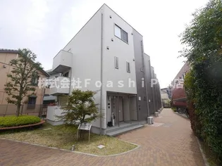 神奈川県川崎市高津区末長1【アパート】の外観