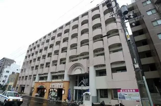 メゾン・ド・グルー【4階】の外観