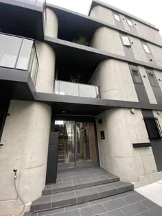 東京都中野区中央3【マンション】の外観