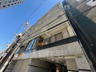 東梅田レジデンス小島【5階】の外観