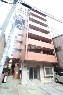 パルティール四条【1階】の外観