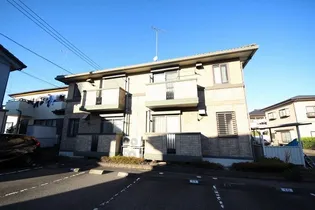 クレストヴィラ B棟【2階】の外観