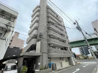アヴァーンスF【4階】の外観
