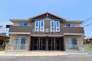 アレイズVIII【1階】の外観