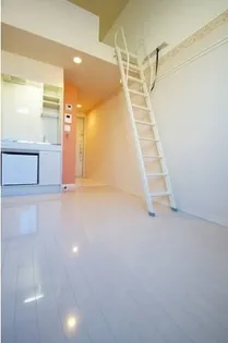 ユナイト横浜ファーストブランチの居間