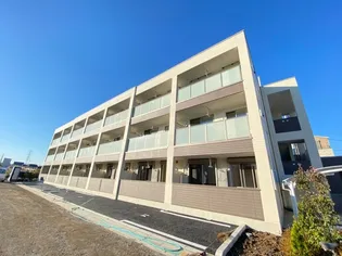 埼玉県川口市大字伊刈【マンション】の外観