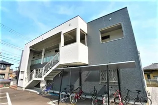 UNE BRISEの画像