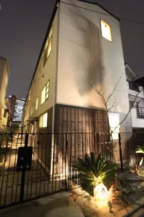 QUARTIER LATIN SANGENCHAYA【2階】の外観