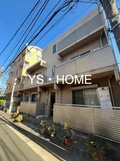 A.P.Y【2階】の外観