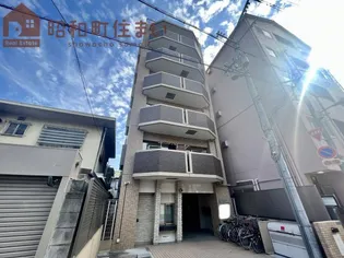 ラ・ファミリア山坂【6階】の外観
