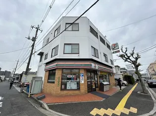 戎ビル【3階】の外観