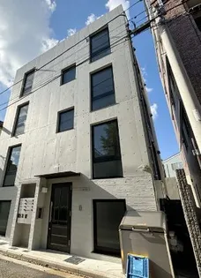 プレジール三軒茶屋【2階】の外観