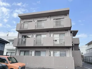 グランドヒルズ【2階】の外観