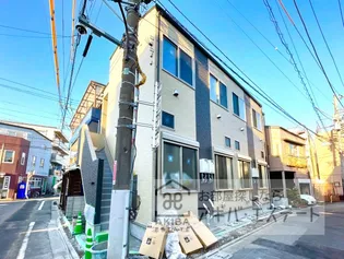 モデルナ【1階】の外観