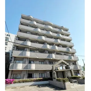 メゾン・ド・リエス【2階】の外観