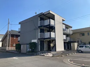 レオパレスメイプル小山【3階】の外観