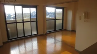 フォレストII【4階】の居間