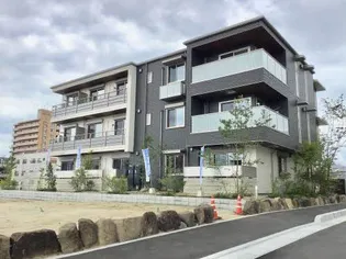 クレストヴェールVの画像