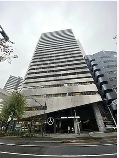 東京都新宿区西新宿3【マンション】の外観