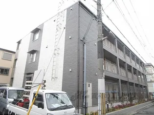 ヴァロ伏見稲荷【2階】の外観