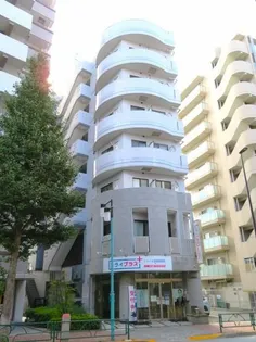 東京都新宿区下落合4【マンション】の外観