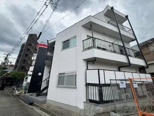 石富ハイツの画像