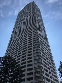 ザ・パークハウス西新宿タワー60【12階】の外観