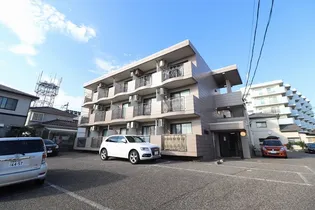 Lily-be関屋恵町【3階】の外観