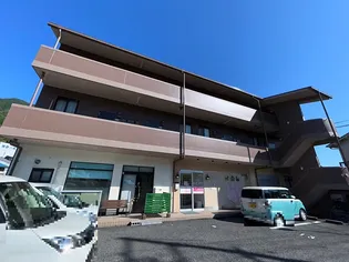 グランドール中野【3階】の外観