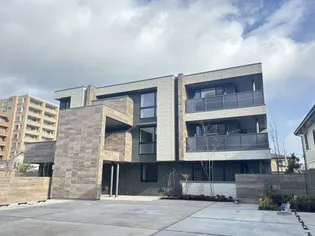 マグノリア上杉【3階】の外観