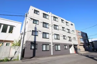 EXCEL学園前の画像