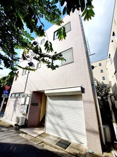 ニシクボビルの画像