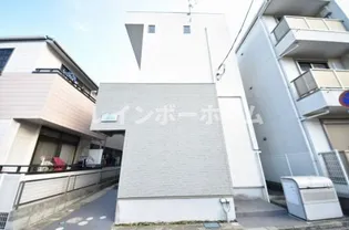 千葉県松戸市新松戸4【アパート】の外観