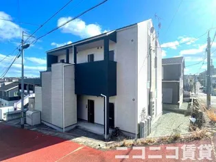 ブルジュ・アル・旭ヶ丘【2階】の外観